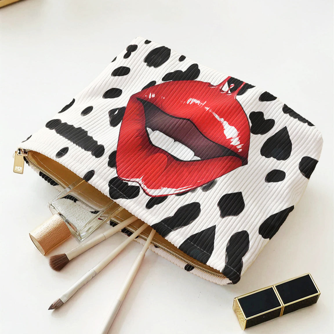 Veskis Travel Pouch
